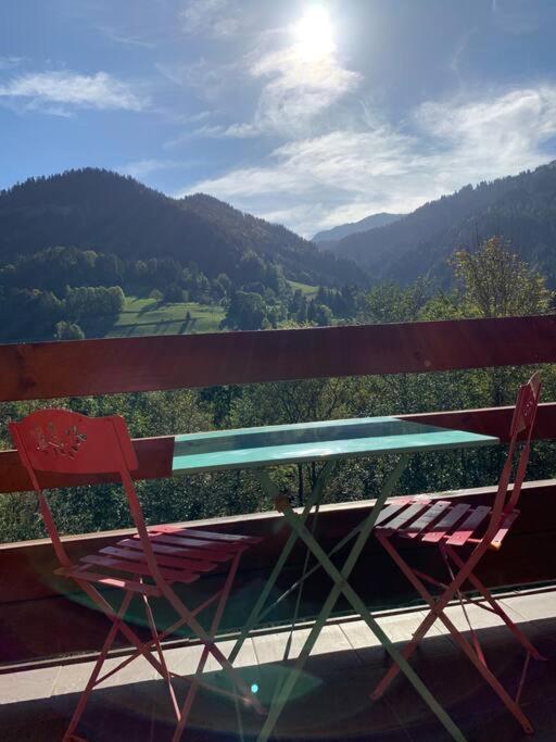 Appartement Vue Piste De Ski Praz-sur-Arly Exteriör bild